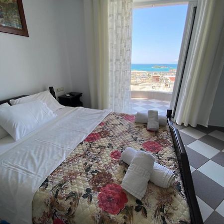 Henardi Apartments Ксамил Экстерьер фото