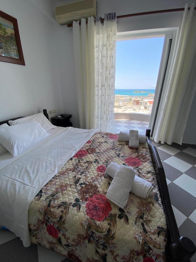 Henardi Apartments Ксамил Экстерьер фото
